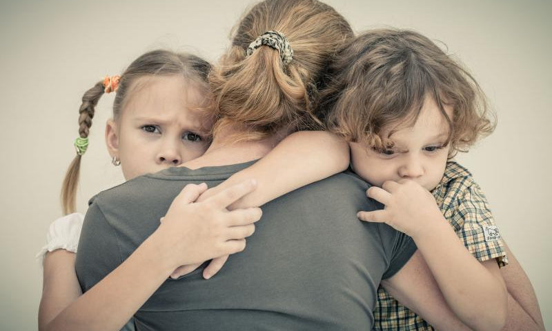 Information on Children Coping with Death | In the Light Urns