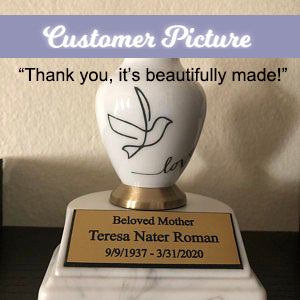 Mini Keepsake Stand Only - Keepsakes Sold Separately