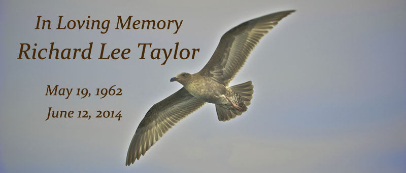 in-memory-keychain-urn-image