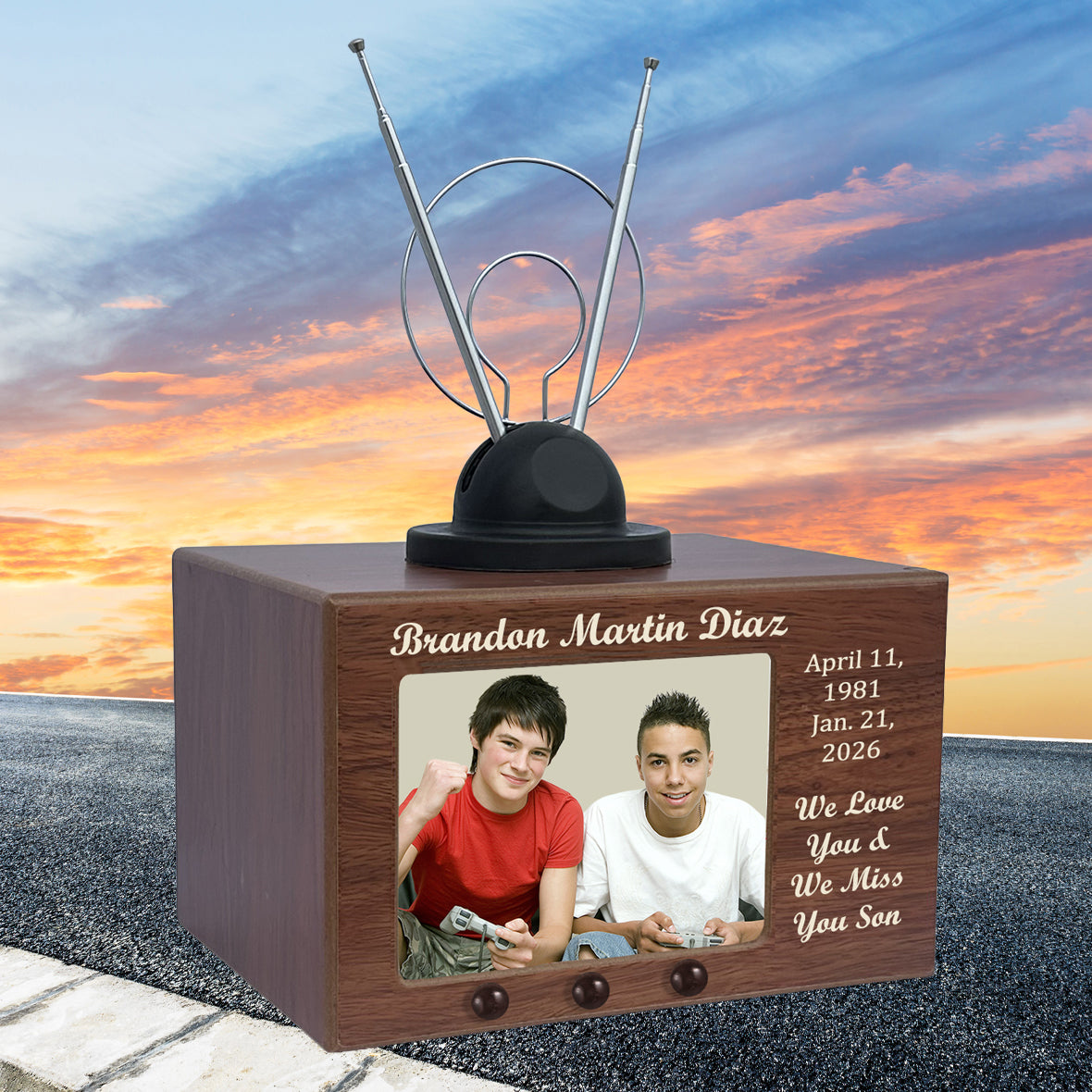 Television Set & Gamer Adult Wood Cremation Urn - Free Photo