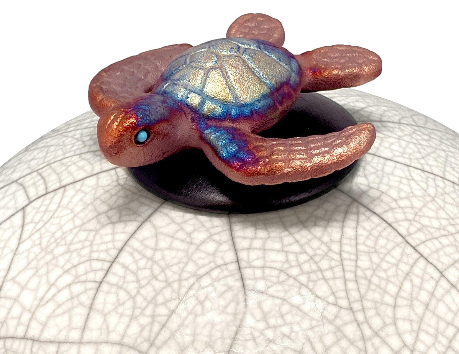 Sea Turtle on a White Beach Raku Adult Cremation Urn - Personalization Option